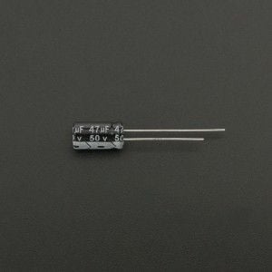 Capacitor Electrolítico De Aluminio 47uF 50V 6x11 mm Genérico - 1