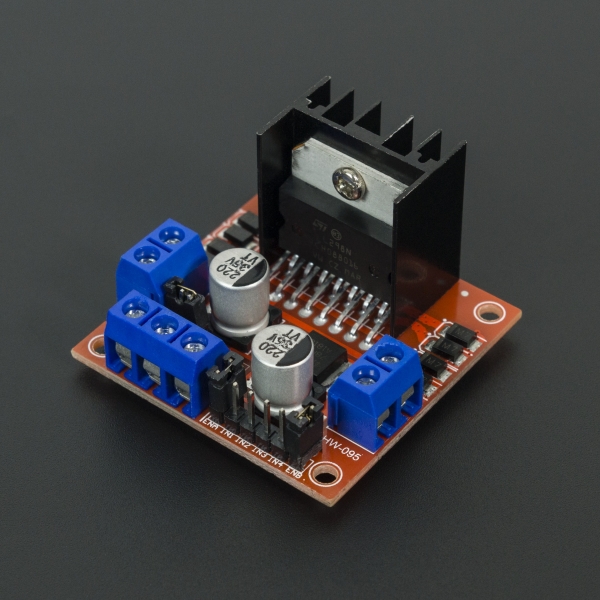 Pequeño amplificador con el LM386, regulador de tensión con el LM317,  control de un motor D…