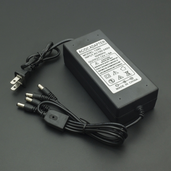 ADAPTADOR DE VOLTAJE 12V 8A CON 4 CONECTOR JACK 5.5X2.5 MM Genérico - 1