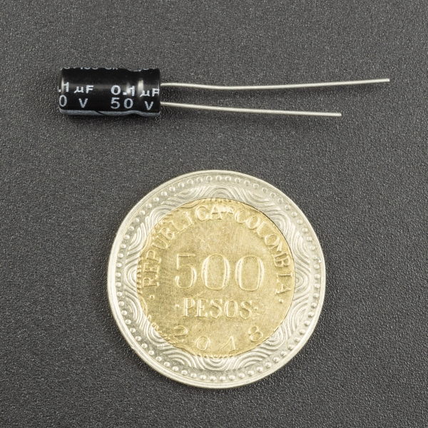 CAPACITOR ELECTROLÍTICO DE ALUMINIO 0.1UF 50V 5X11 MM Genérico - 3