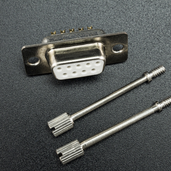 CUBIERTA METÁLICA PARA CONECTOR DB9 Genérico - 2
