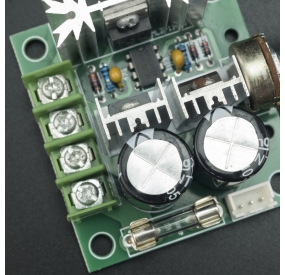 Controlador PWM de Velocidad de Motor DC 12V-40V/10A Genérico - 2