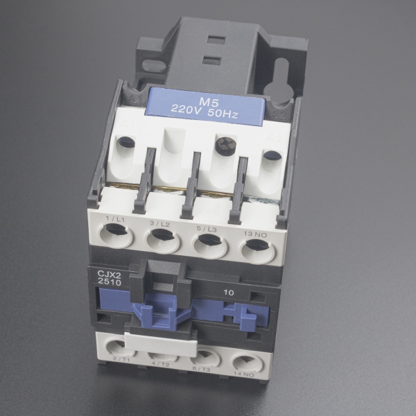 Contactor CJX2-2510 220VAC 50/60 HZ Genérico - 1
