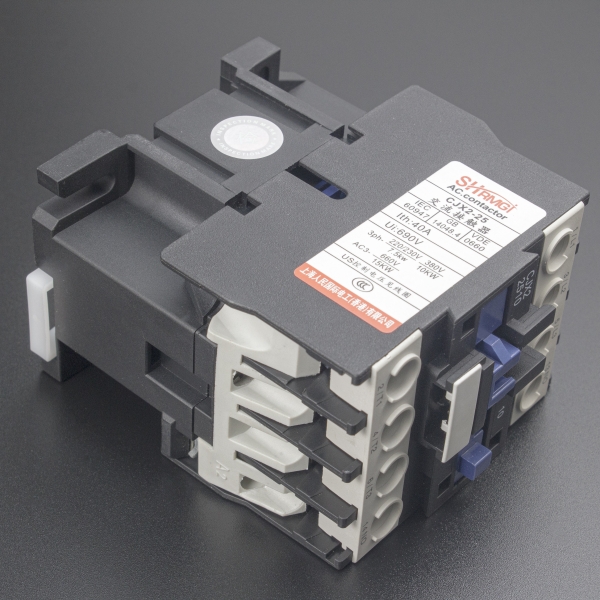 Contactor CJX2-2510 220VAC 50/60 HZ Genérico - 2