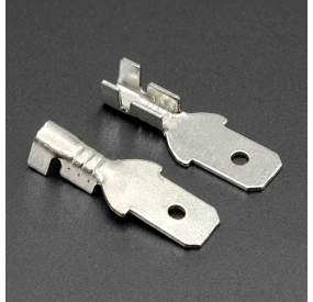 Terminal Faston Macho 4.8 mm de Alta Conductividad y Seguridad