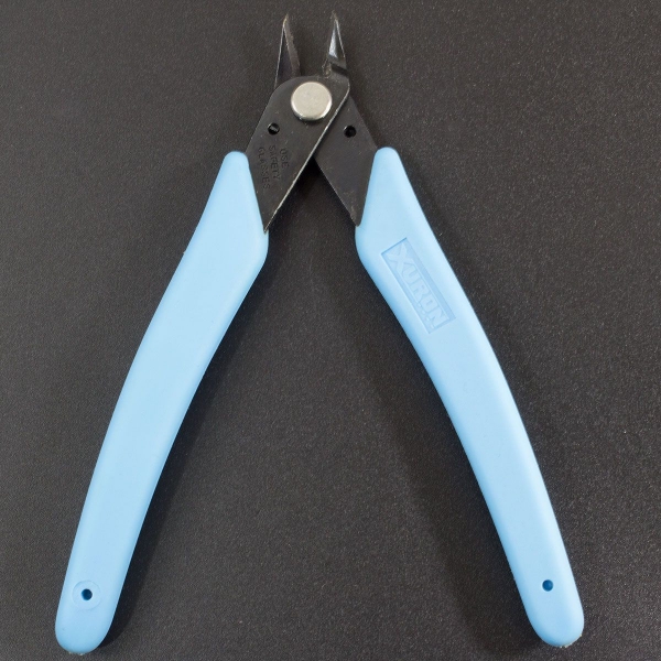 Pinza Azul